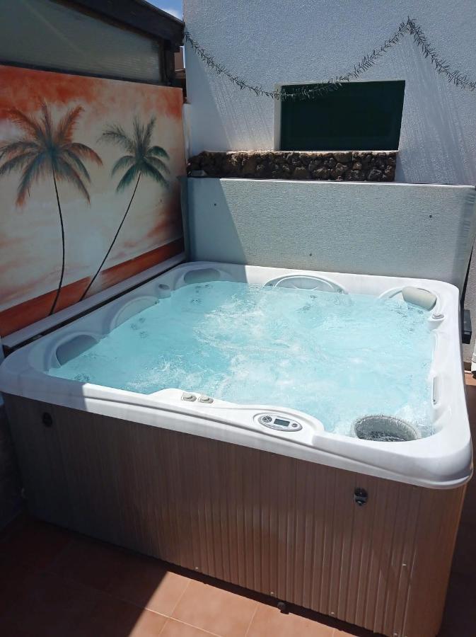 Casa Orilla! Beautiful Private Holiday Villa With Hot Tub La Oliva Exterior foto